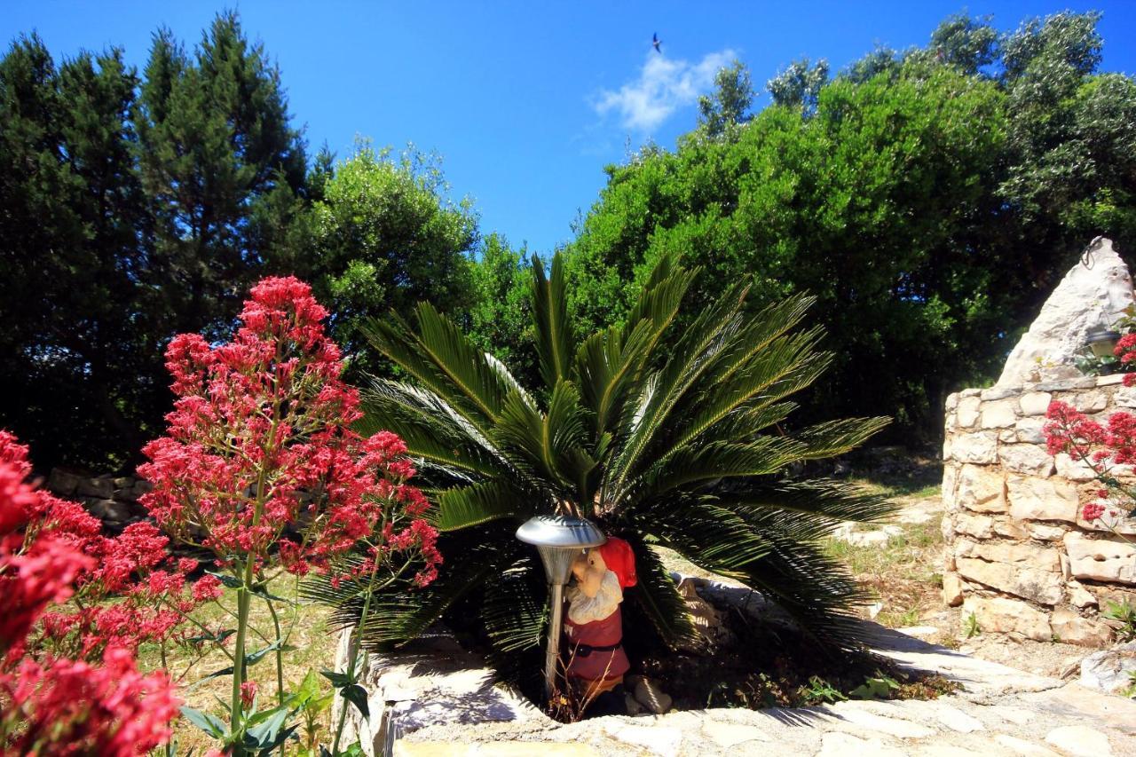 Apartments By The Sea Zavalatica, Korcula - 546 Exterior foto